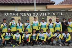 Bupati Gowes Bareng RSI Kendal