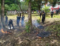 Pegawai Lapas Batu dan Taruna Poltekip Angkatan 53 Melaksanakan Giat Kebersihan Area Lapas Batu