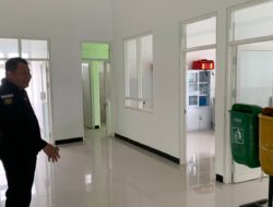 Kalapas Batu Pantau Langsung Progres Persiapan Operasional Klinik Nusakambangan