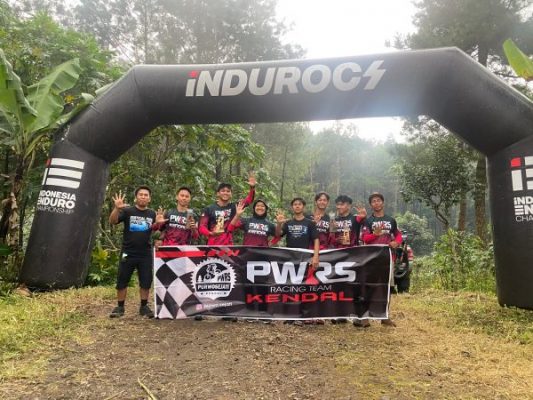 Para riders PWRS ISSI Kendal mengikuti event Indurocs di Kamojang Garut Jawa Barat