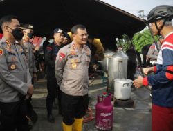 Kapolda Jateng Tinjau Sejumlah Lokasi Banjir di Semarang