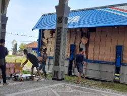 Logistik Surat Suara Presiden dan DPD RI Tiba di Gudang KPU Kendal dengan Aman