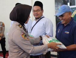Zakat Fitrah, Polres Kendal Salurkan 2,75 Ton Beras