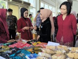 Tiga Perempuan Hebat di Kendal, Sosok RA Kartini Masa Kini