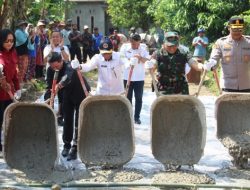 Kodim 0715 Kendal Bangun Akses Jalan Desa Kedungsuren dalan TMMD Sengkuyung Tahap III TA 2025