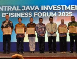 Realisasi Investasi Tertinggi di Jateng, KEK dan Pemkab Kendal RaihPenghargaan