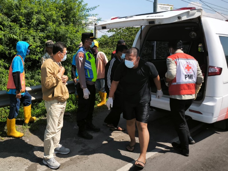 Geger! Mayat Perempuan Tanpa Identitas Ditemukan di Bawah Jembatan Sungai Pening Kendal
